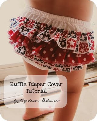 How to make a ruffle bloomer ruffle diaper cover. A Free tutorial from Daydream Believers How to make a ruffle bloomer ruffle diaper cover. A Free tutorial from Daydream Believers